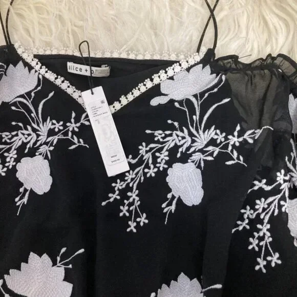 Alice + Olivia Holden Embroidered Cold-shoulder Dress In Black/ Off White - Picture 2 of 8